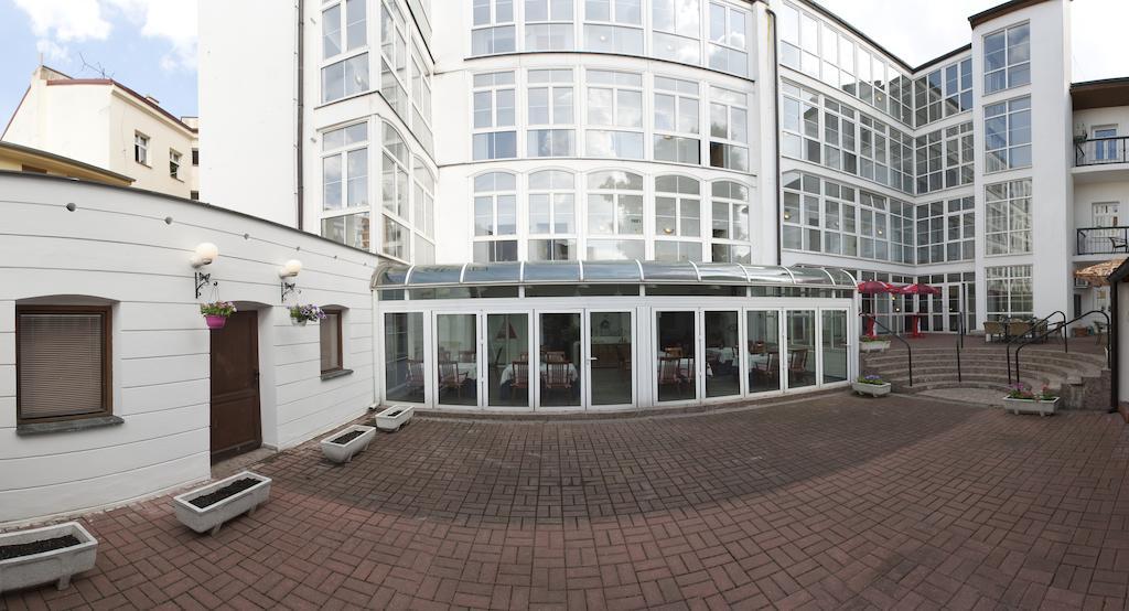 Eurowings Hotel Praga Esterno foto